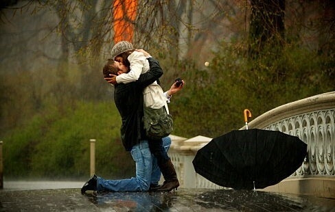 kiss-in-the-rain-1.jpg