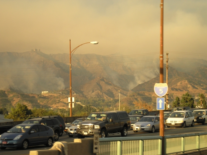 2005 L.A. Fires in the Verdugo Hills.jpg